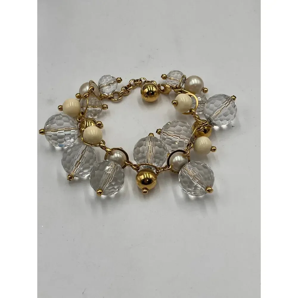 Kate Spade Signed‎ Gold Tone Pearl and Faceted Clear Beaded Cha Cha Bracelet - Picture 9 of 9